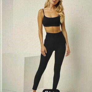 Vuori Clean Elevation Leggings/Black High Rise Leggings
XS